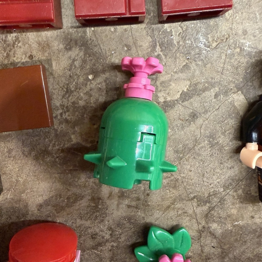 Lego Mixed Lot + Roblox Figure - Picture 10 of 12